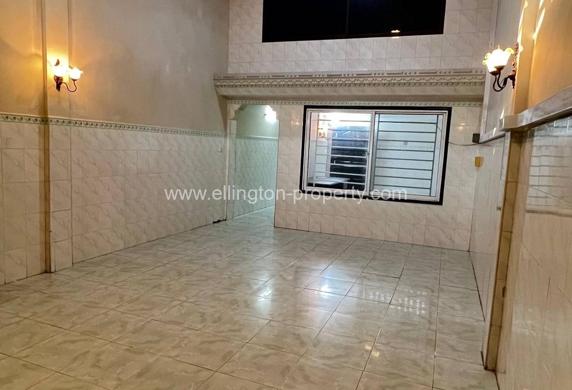 Shophouse For Rent In Chamkar Morn Area - Ellington Property