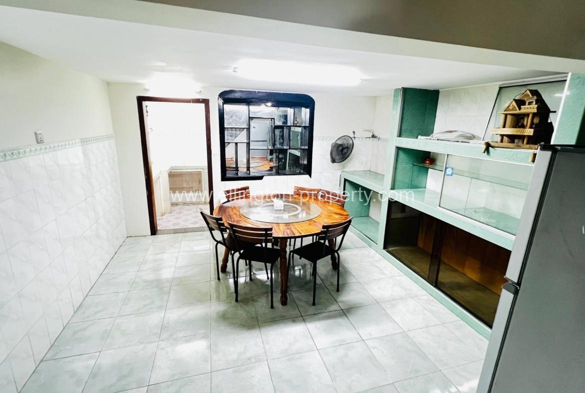 Shophouse For Rent In Chamkar Morn Area - Ellington Property