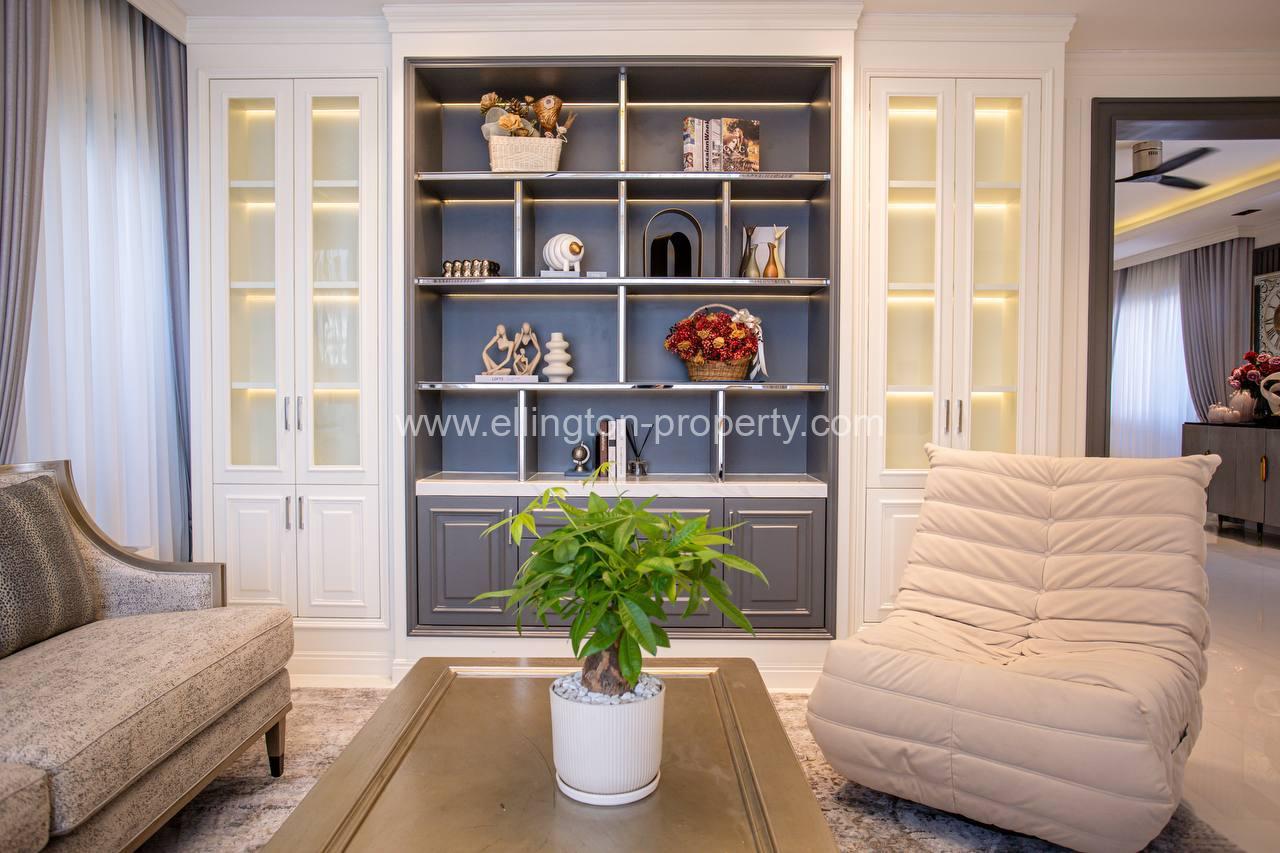 Queen A (corner) Villa For Rent At Borey Chip Mong Park Land 598 - Ellington Property