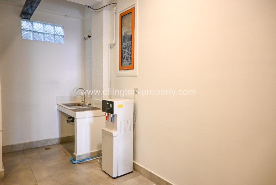 Shop For Rent In Bkk១ - Ellington Property