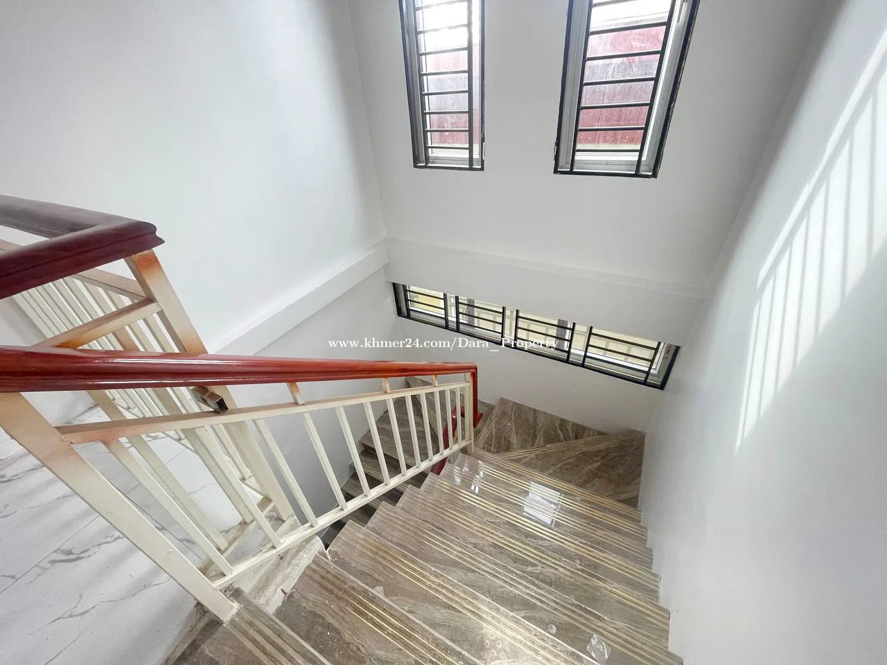 House For Rent At Boeng Trabaek - Ellington Property