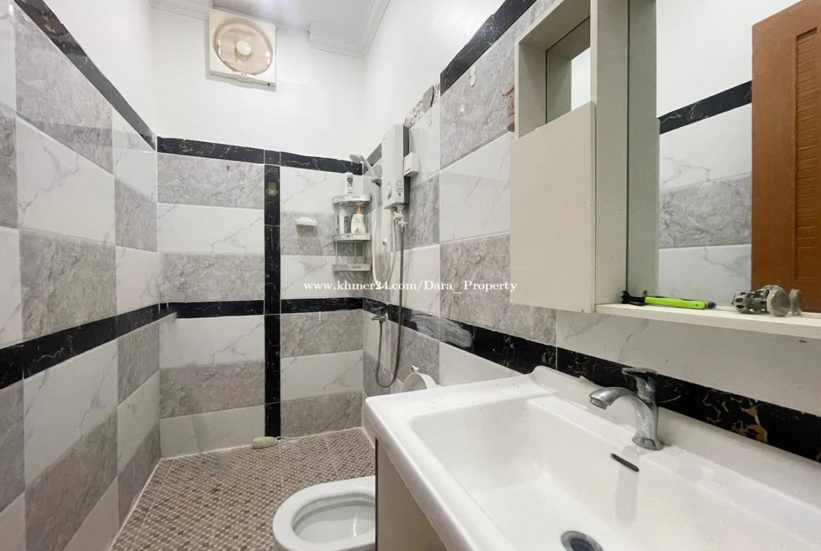 House For Rent At Boeng Trabaek - Ellington Property