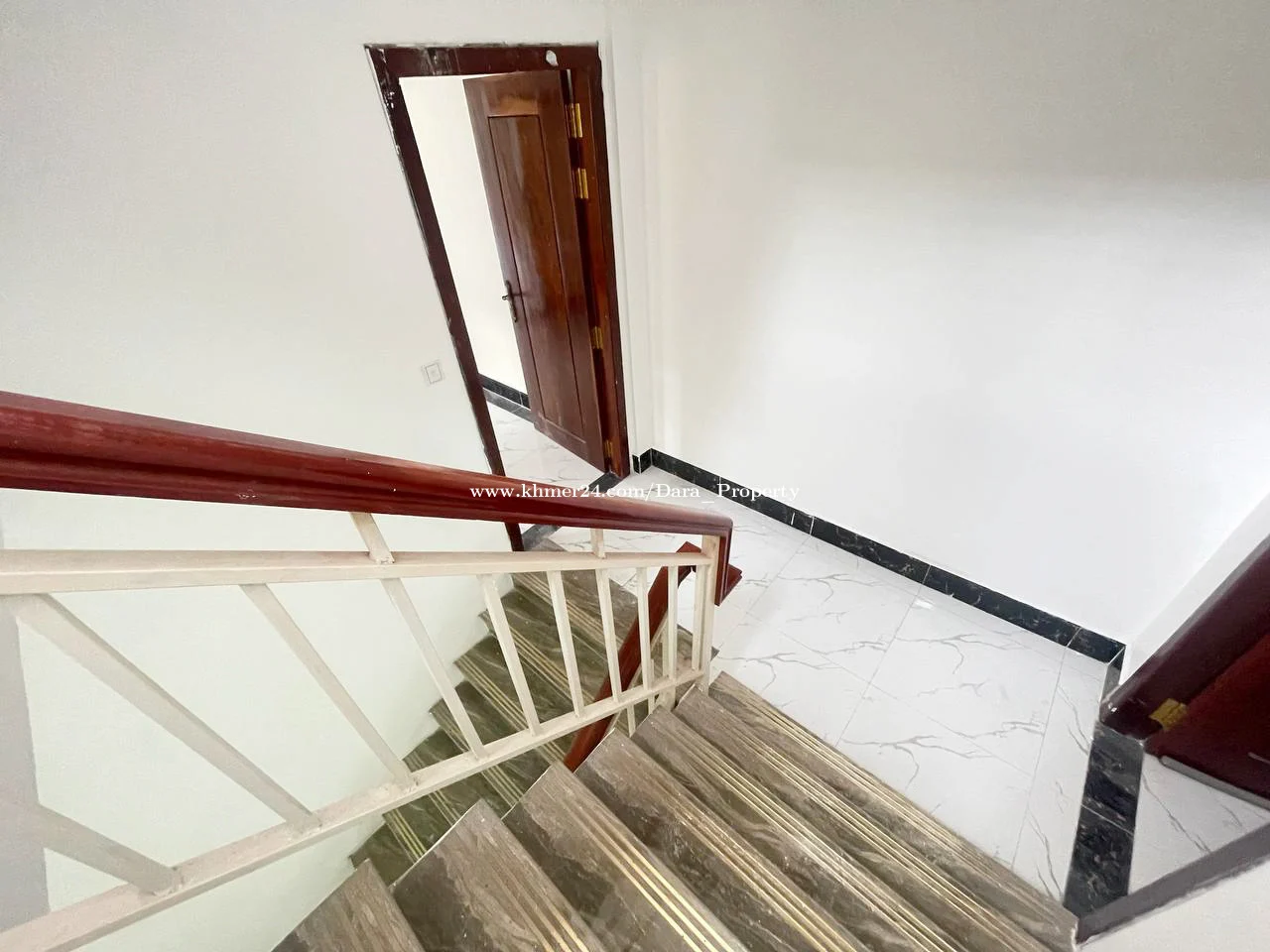 House For Rent At Boeng Trabaek - Ellington Property