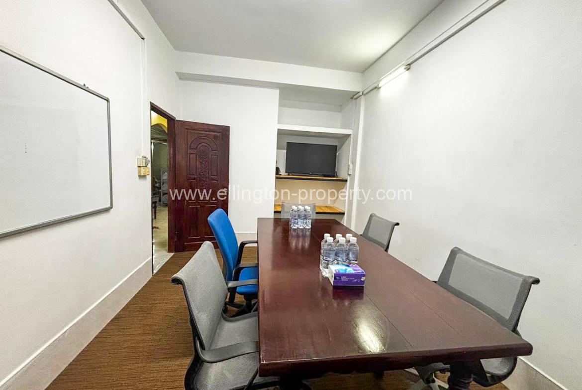 Shophouse​ For​​ Rent In Boeng Keng Kong - Ellington Property