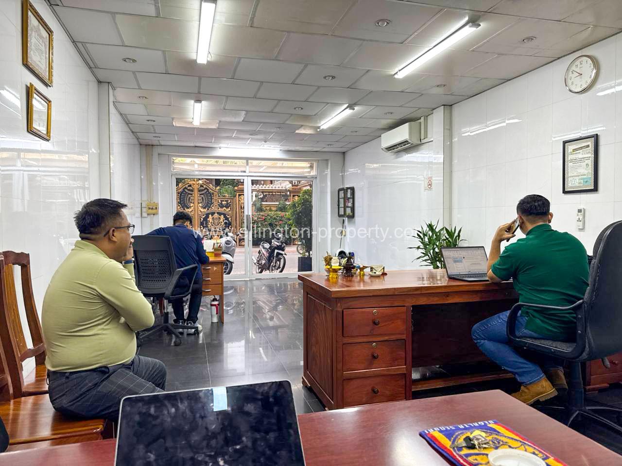 Shophouse​ For​​ Rent In Boeng Keng Kong - Ellington Property