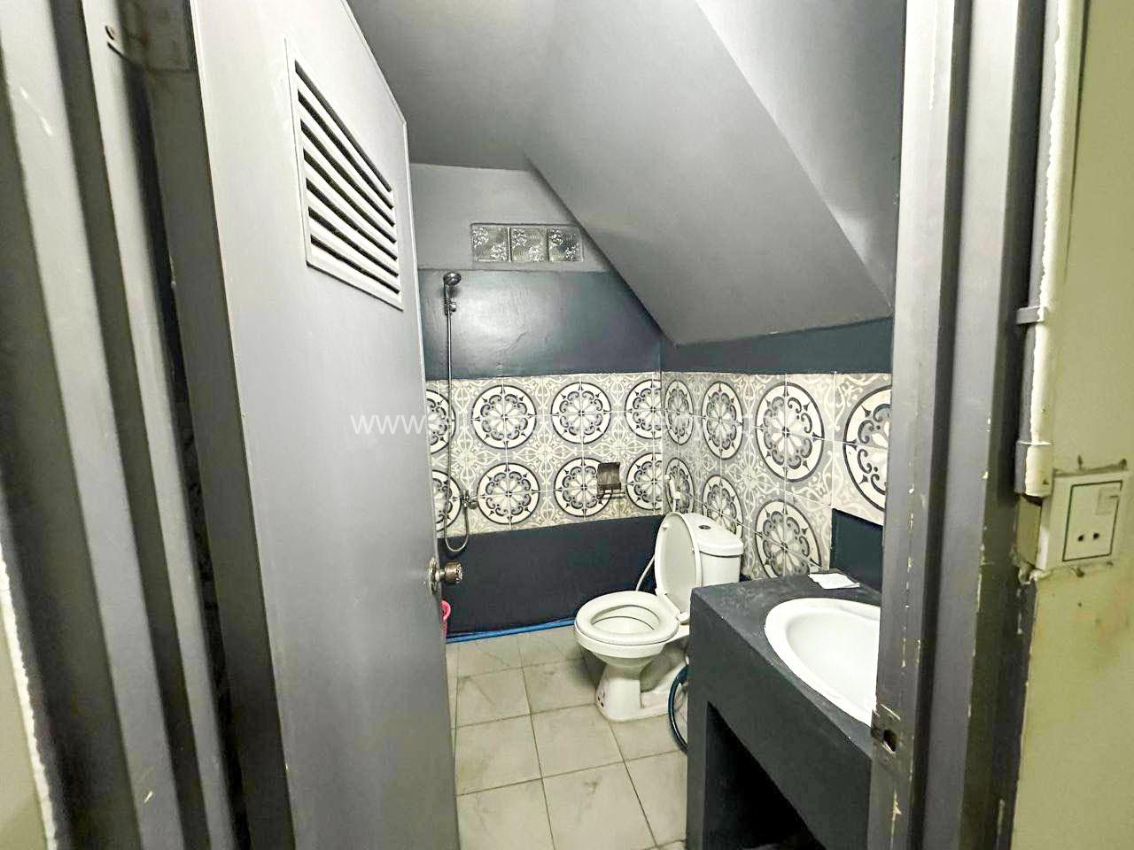 Shop For Rent In Boeng Kengkang I - Ellington Property