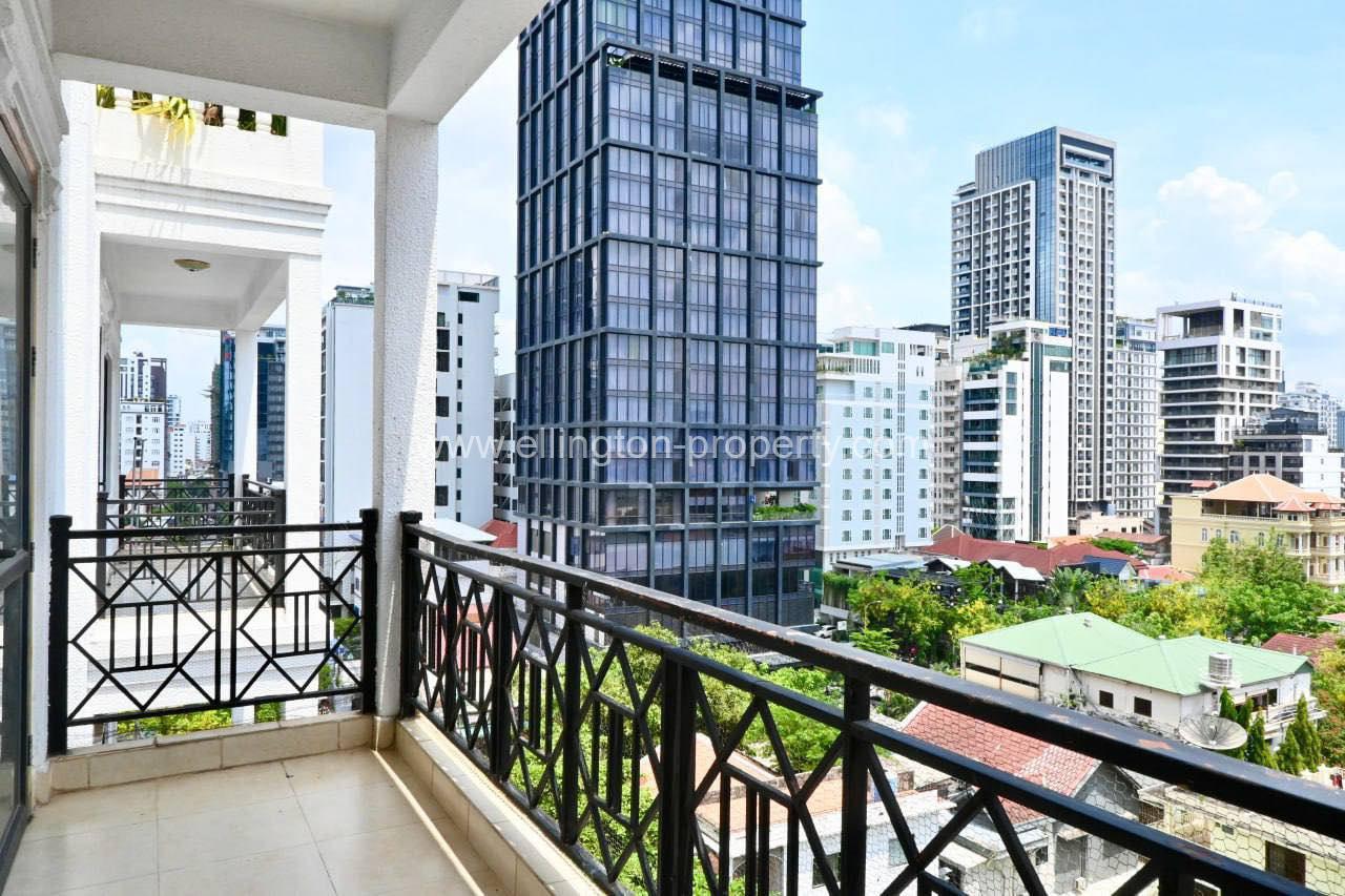 3 Bedrooms Serviced Apartment For Rent In Bkk1 - Ellington Property