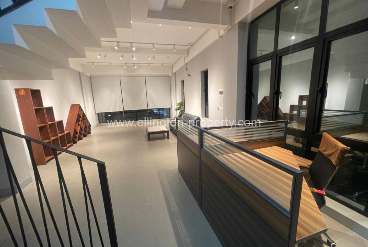 Building For Rent In Beong Keng Kong - Ellington Property