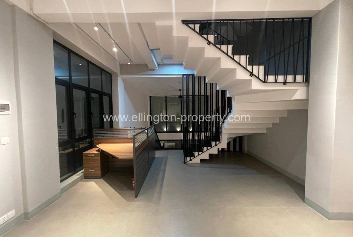 Building For Rent In Beong Keng Kong - Ellington Property