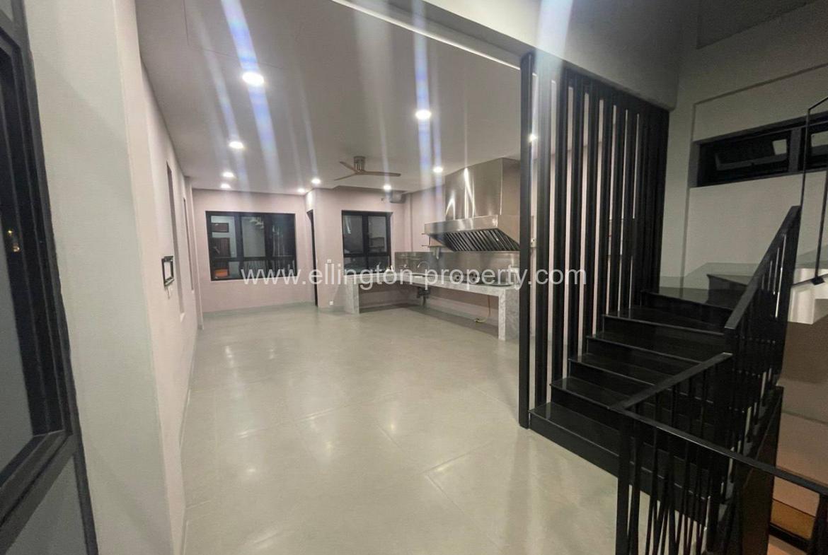 Building For Rent In Beong Keng Kong - Ellington Property