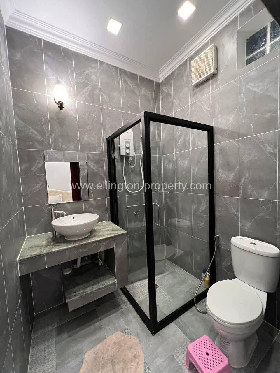 Single Villa For Rent In Sangkat Krang Thnong Sen Sok - Ellington Property