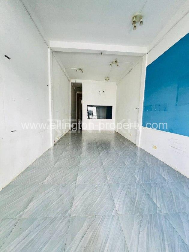 Shophouse For Rent In Bkk1 - Ellington Property