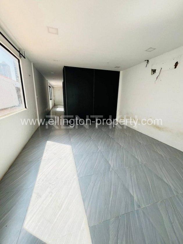 Shophouse For Rent In Bkk1 - Ellington Property