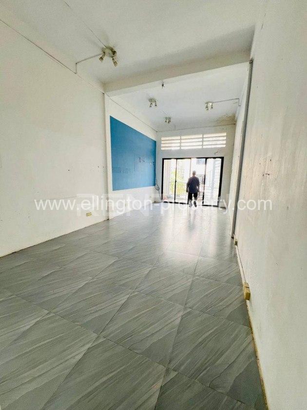 Shophouse For Rent In Bkk1 - Ellington Property