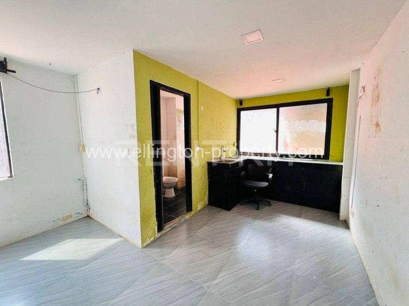 Shophouse For Rent In Bkk1 - Ellington Property
