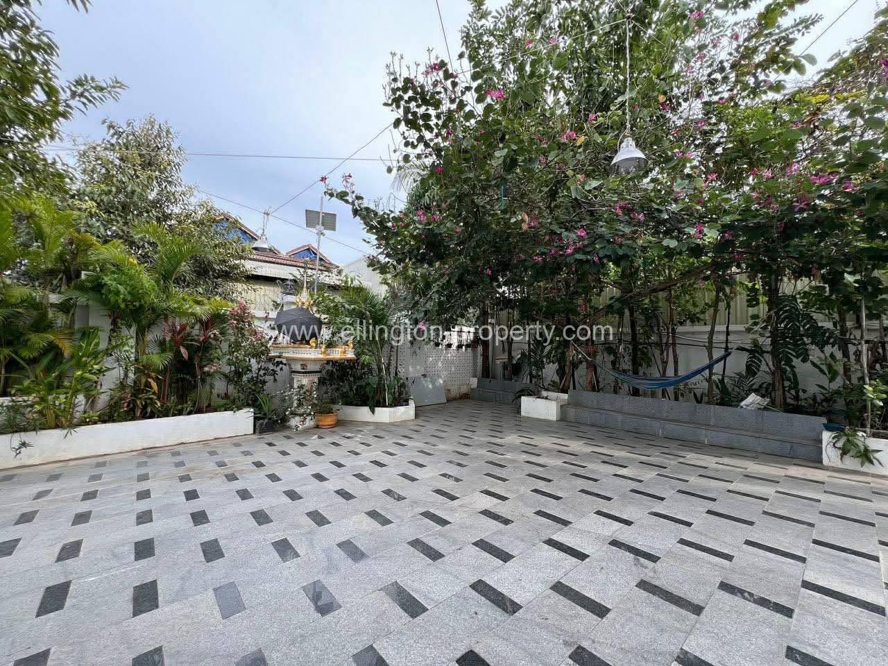 Single Villa For Rent In Sangkat Krang Thnong Sen Sok - Ellington Property