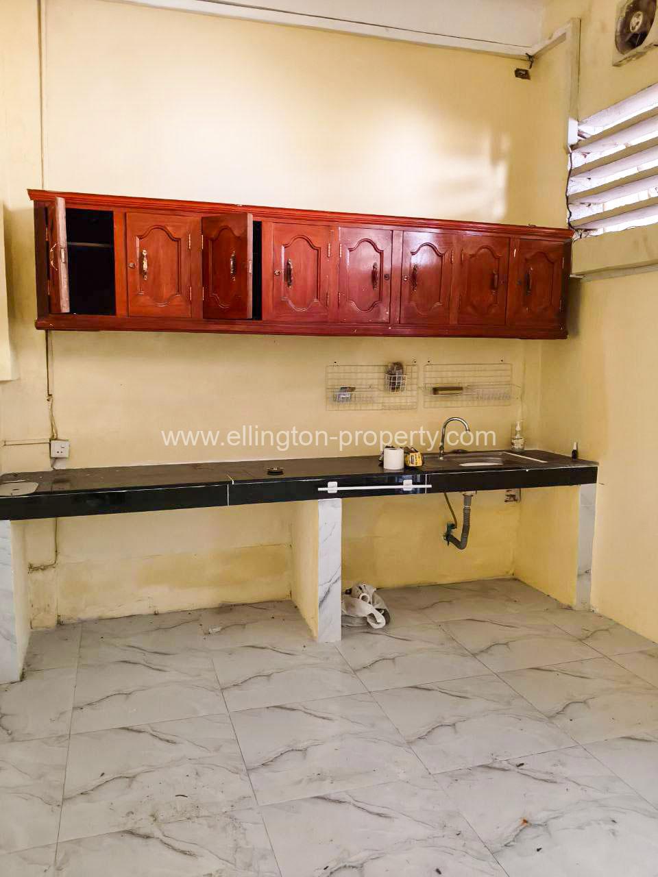 Shophouse For Rent In Toul Tompong - Ellington Property