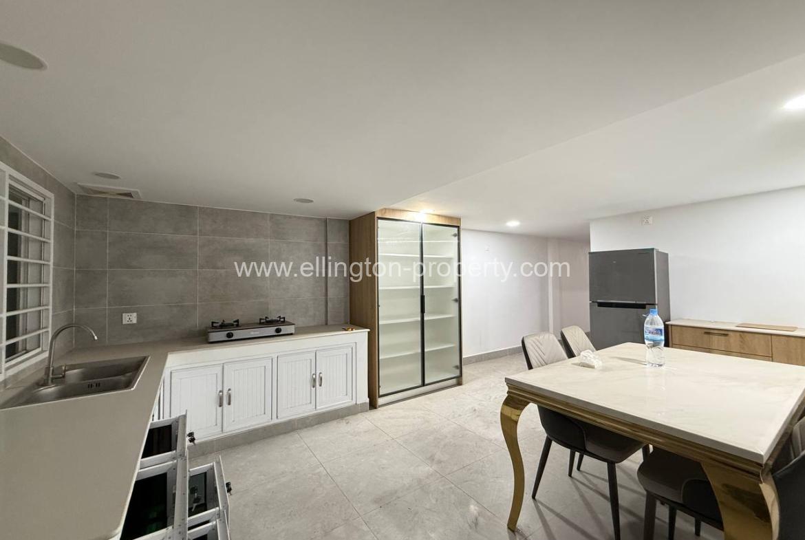 Flathouse For Rent In Toul Svayprey - Ellington Property