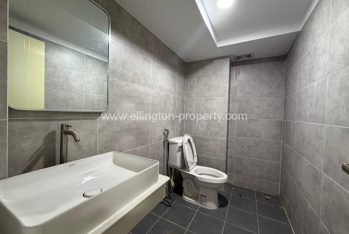 Flathouse For Rent In Toul Svayprey - Ellington Property