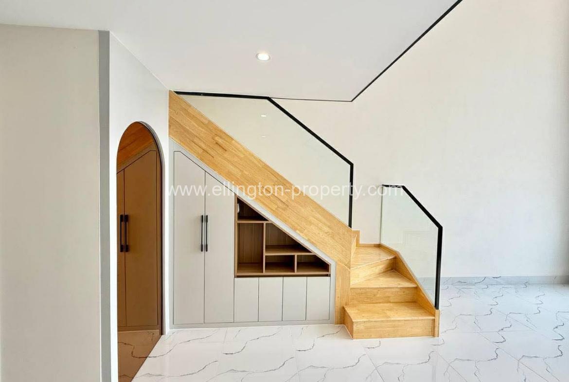 Urgent Sale 1 Bedroom Condo At L Tower 271 Beoung Tompon - Ellington Property