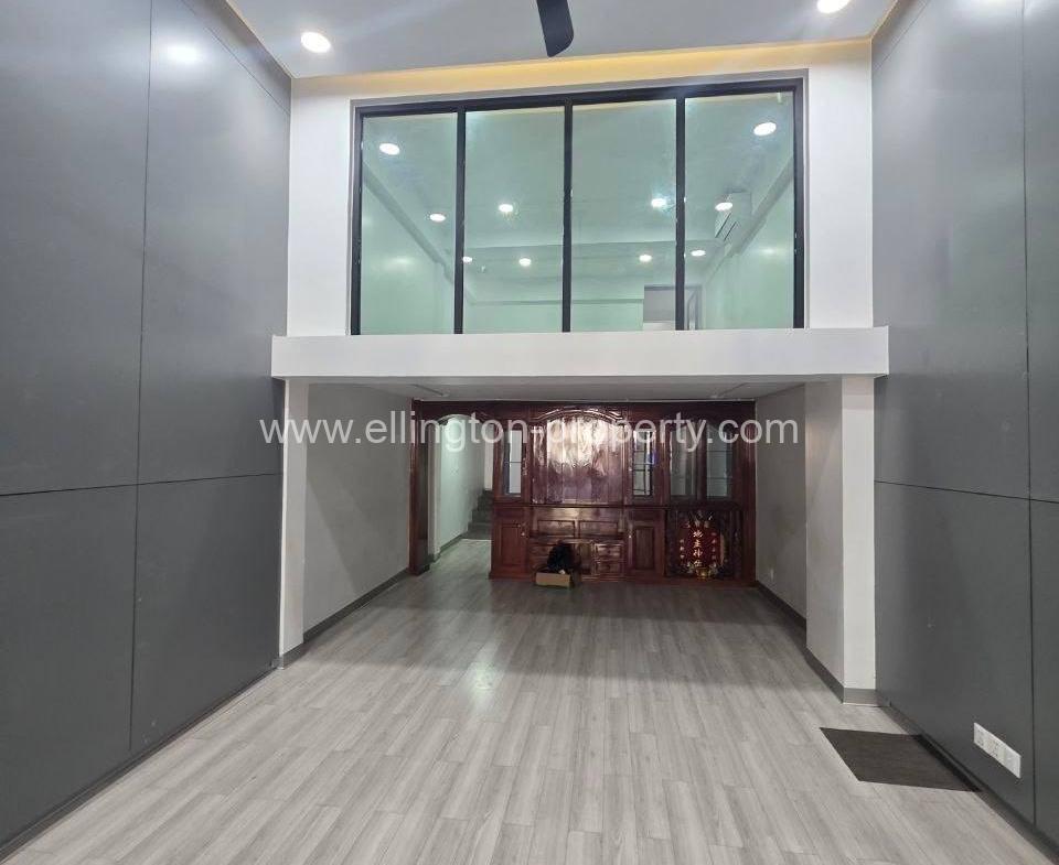 House For Rent In Olympic Area - Ellington Property