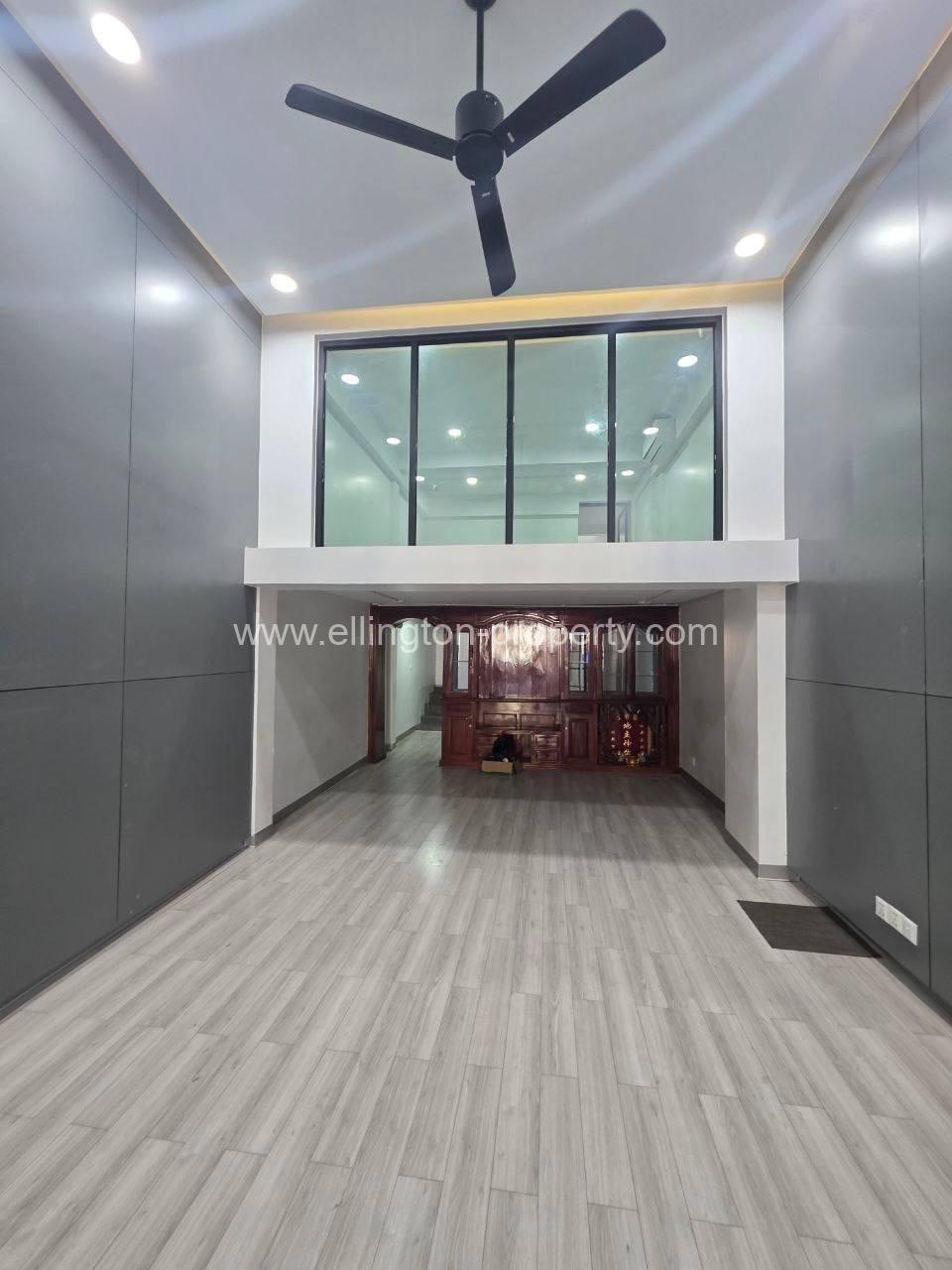 House For Rent In Olympic Area - Ellington Property