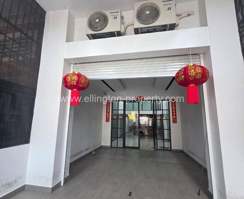 House For Rent In Olympic Area - Ellington Property