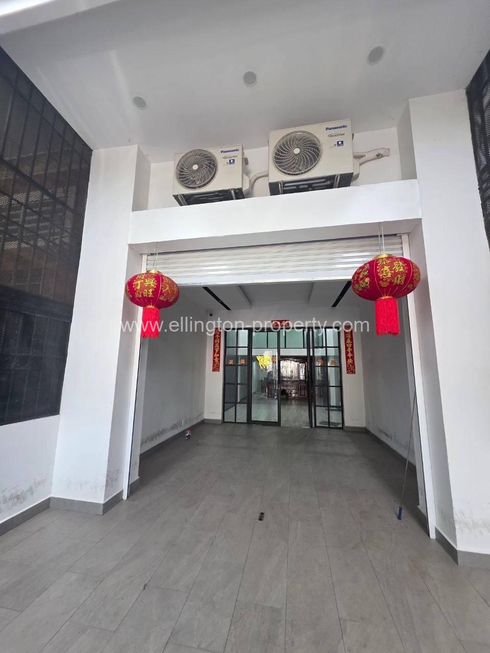 House For Rent In Olympic Area - Ellington Property