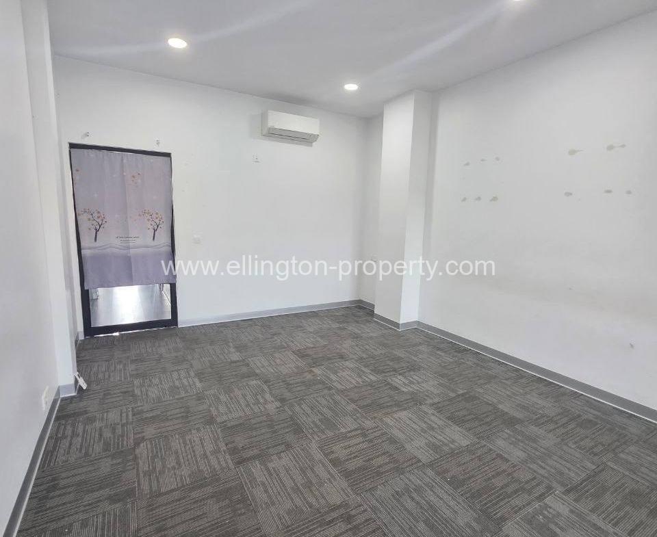 House For Rent In Olympic Area - Ellington Property