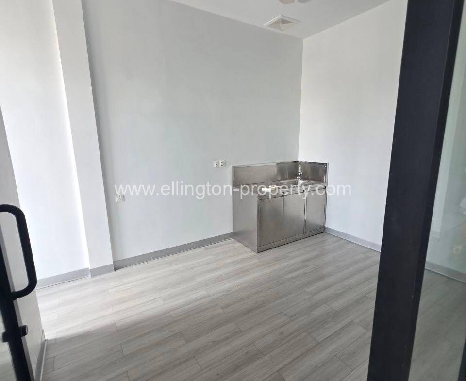 House For Rent In Olympic Area - Ellington Property