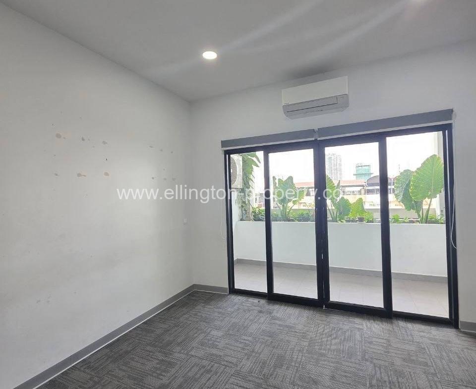 House For Rent In Olympic Area - Ellington Property