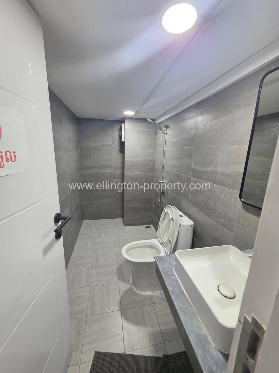 House For Rent In Olympic Area - Ellington Property