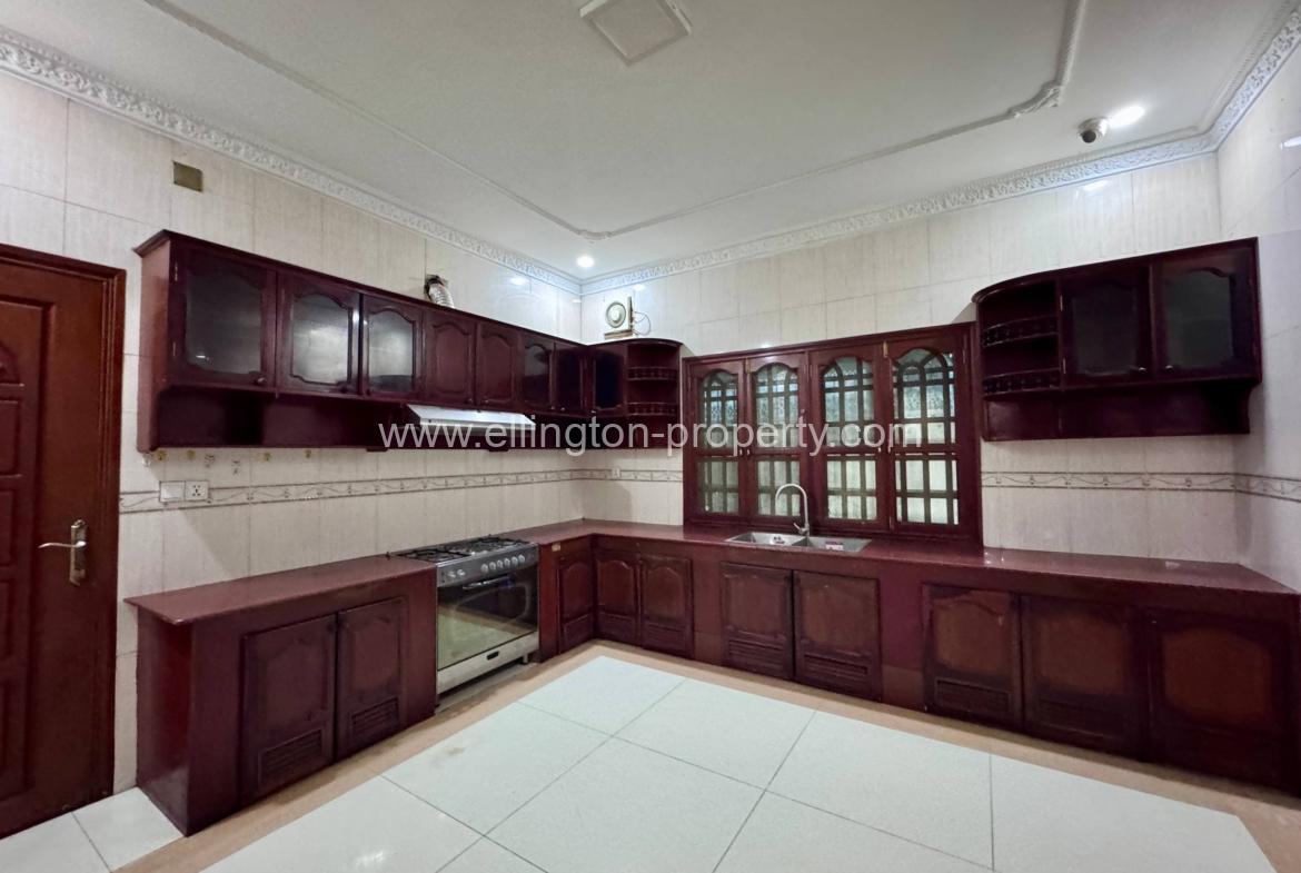 Villa For Rent At Bkk, Phnompenh - Ellington Property