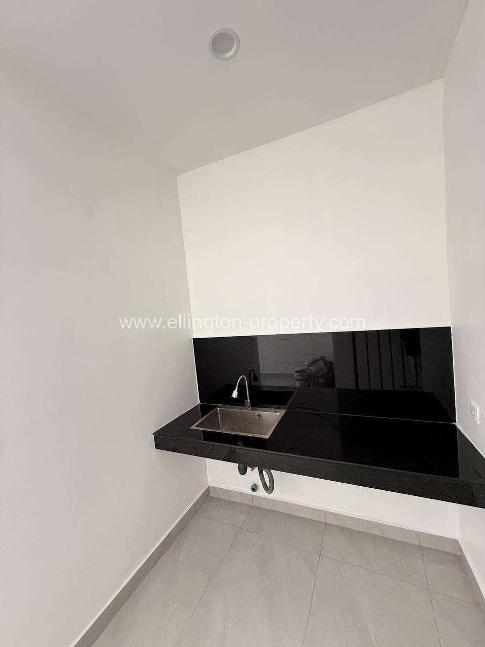 Shophouse For Rent​ At Toul Tum Pung . - Ellington Property