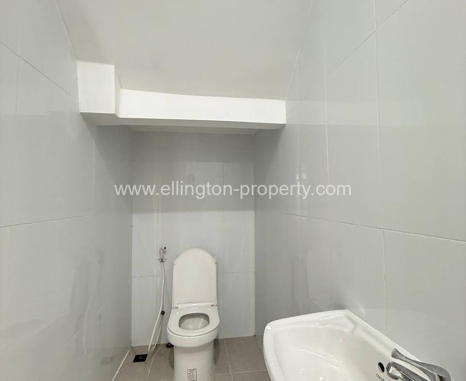 Shophouse For Rent​ At Toul Tum Pung . - Ellington Property