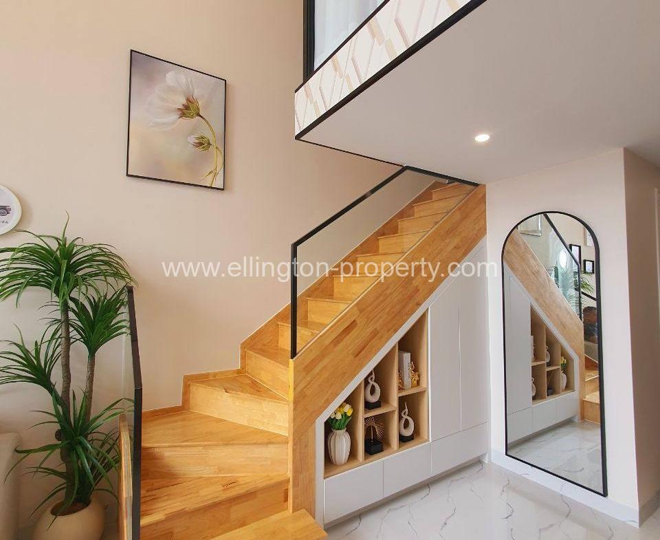 Condo L Tower 271 For Rent. - Ellington Property