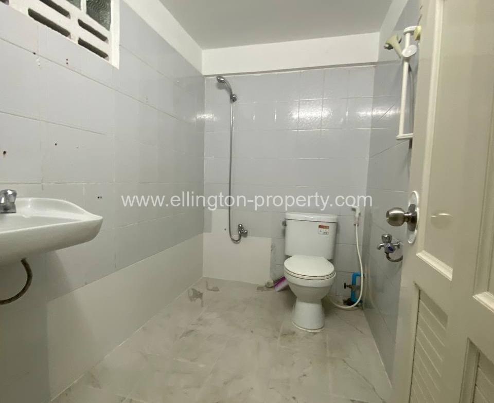 Shophouse Ground Floor For Rent Beoung Keng Kong 1 ( Bkk1 ) - Ellington Property