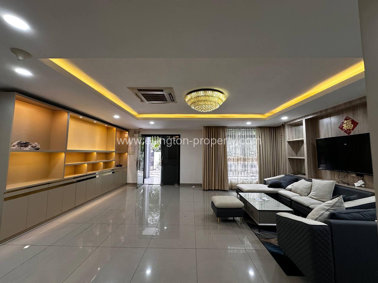 Queen Villa For Rent At Borey Chip Mong Land, Park Land 598 - Ellington Property