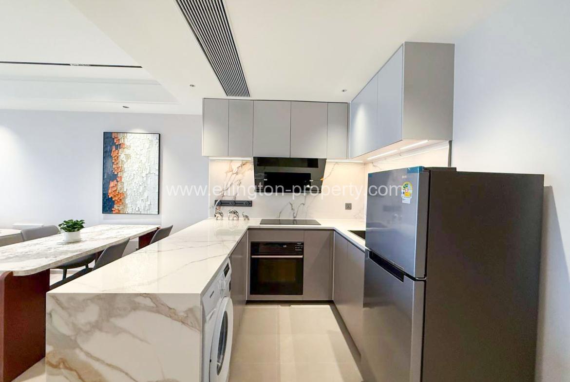 3 Bedroom Apartment La Vista One Condo, Chroy Changva - Ellington Property