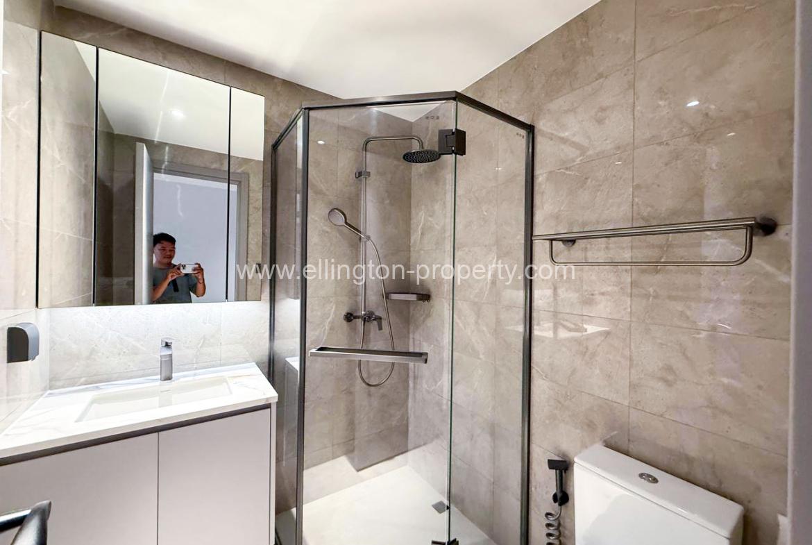 3 Bedroom Apartment La Vista One Condo, Chroy Changva - Ellington Property