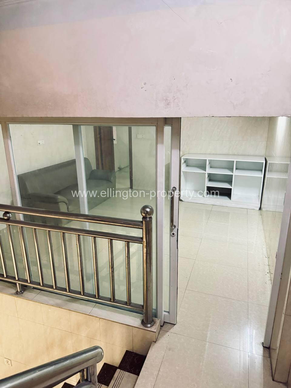 Flat House Rent At Beoung Keng Kong3 - Ellington Property