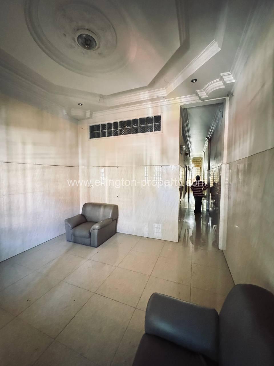 Flat House Rent At Beoung Keng Kong3 - Ellington Property