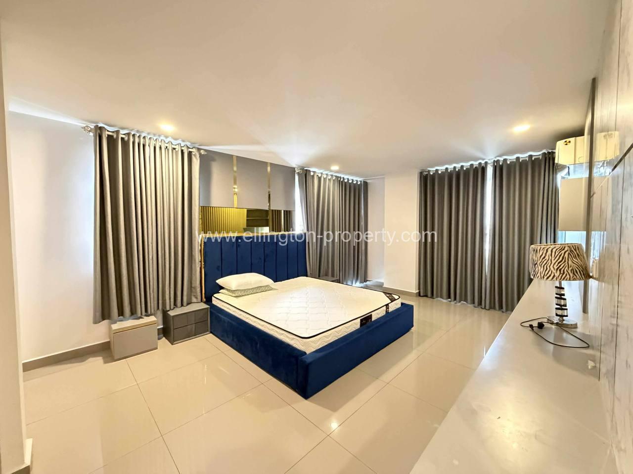 Queen Villa For Rent At Borey Chip Mong Land, Park Land 598 - Ellington Property