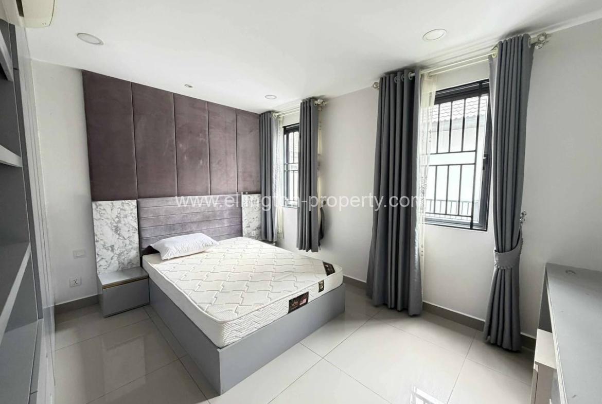 Queen Villa For Rent At Borey Chip Mong Land, Park Land 598 - Ellington Property