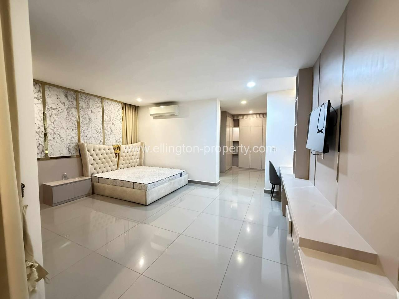 Queen Villa For Rent At Borey Chip Mong Land, Park Land 598 - Ellington Property
