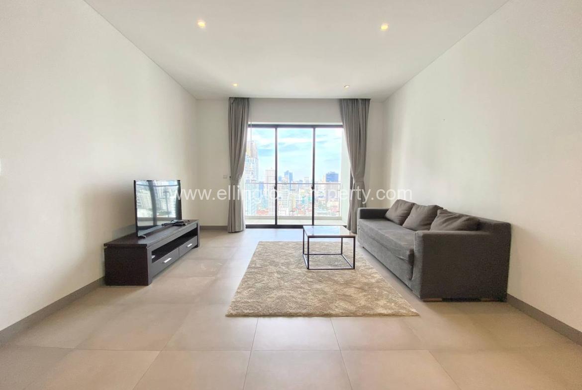 Condo With Skygarden - Ellington Property
