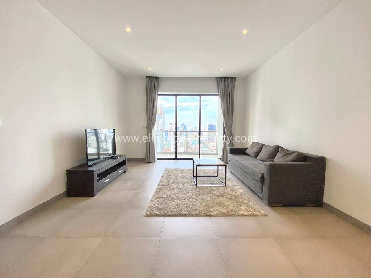 Condo With Skygarden - Ellington Property