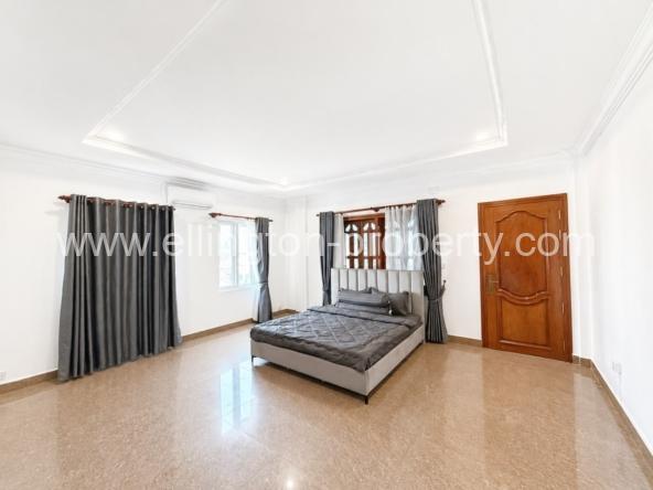 Luxury Penthouse For Rent In Bkk1 – Phnom Penh - Ellington Property