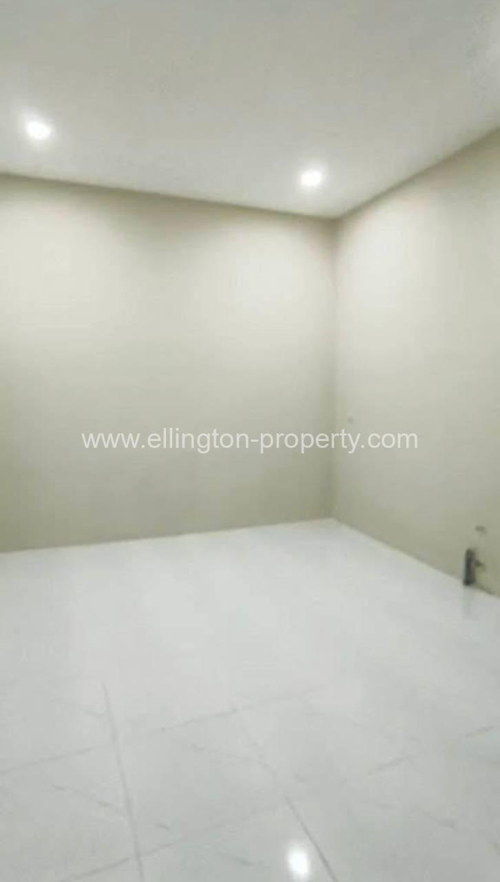 Shophouse For Rent​ At Phsar Kandal - Ellington Property