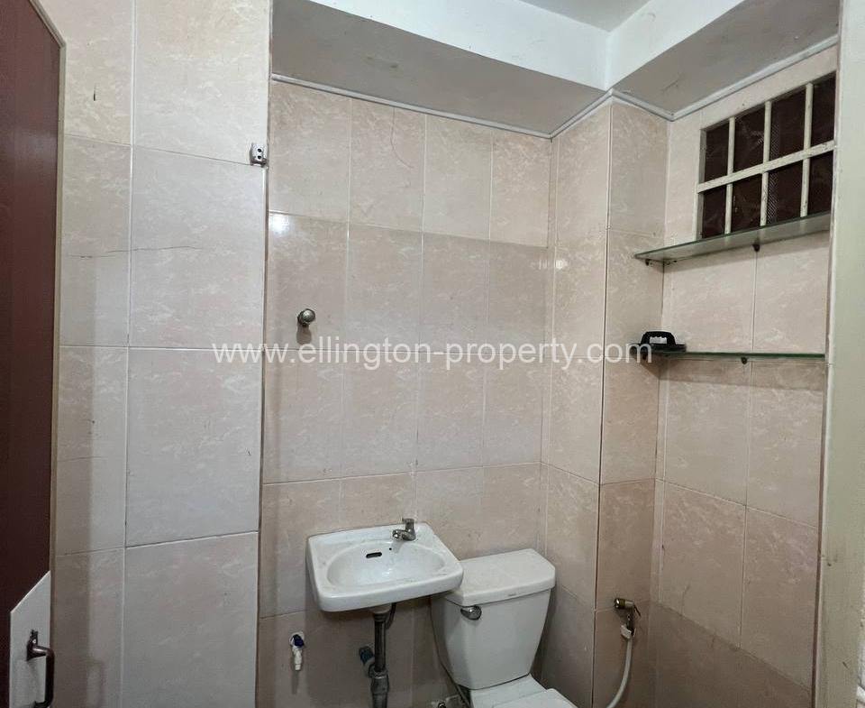 Shophouse For​​ Rent At Boung Keng Kong ( Bkk ) . - Ellington Property